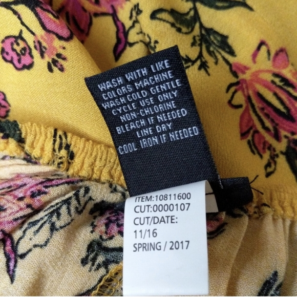 TORRID FLORAL CREPE EMBROIDERED RUFFLE OFF-SHOULDER TOP - Picture 7 of 9